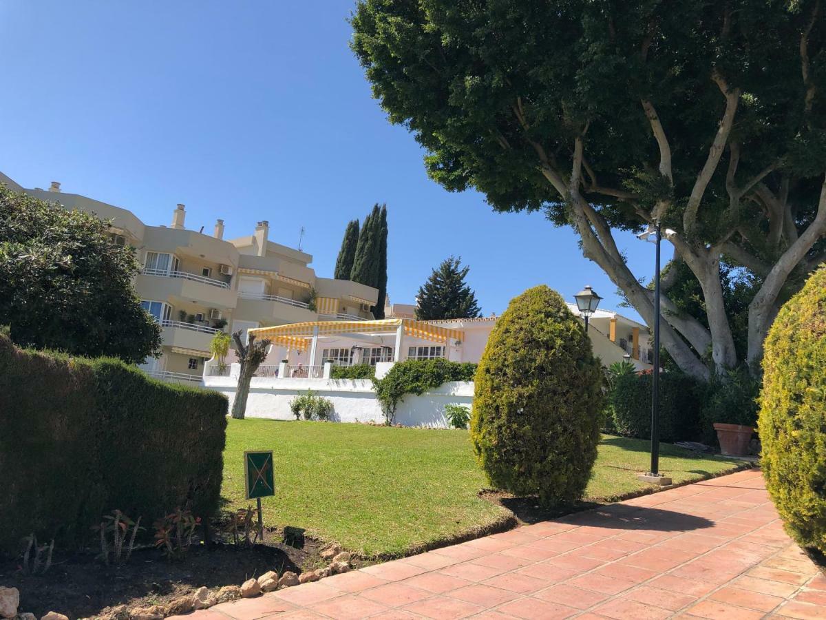 Luxury Dona Carlota Apartment Torremolinos Exterior photo