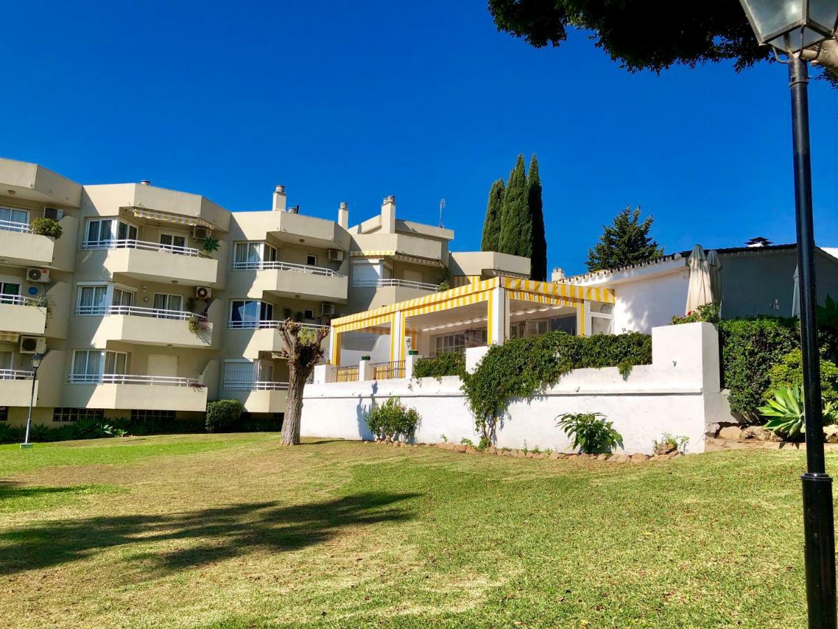 Luxury Dona Carlota Apartment Torremolinos Exterior photo